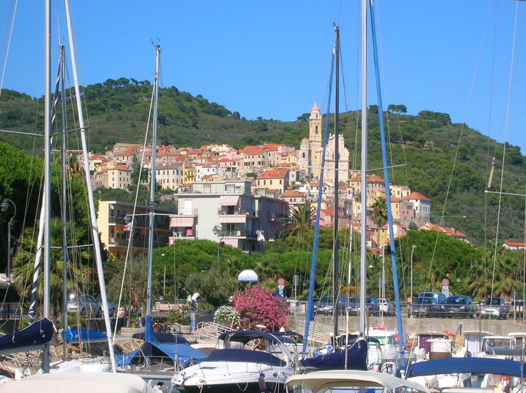 Hotel Delle Rose San Bartolomeo al Mare Kültér fotó